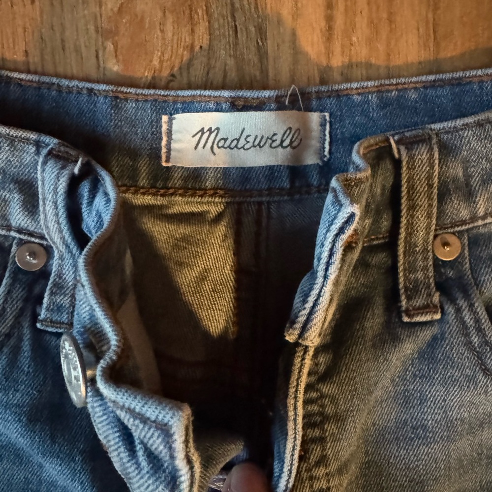 Madewell Cropped Wide Leg Jeans - Picture 3 of 5